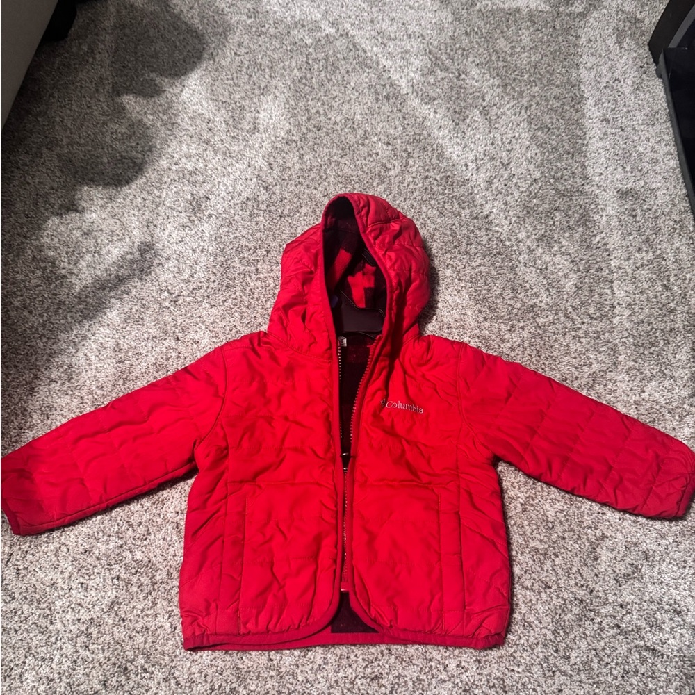 Columbia Kids Puffer Jacket in Vibrant Red Reversible.